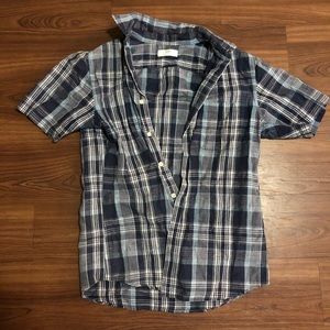Uniqlo plaid shirt button up top